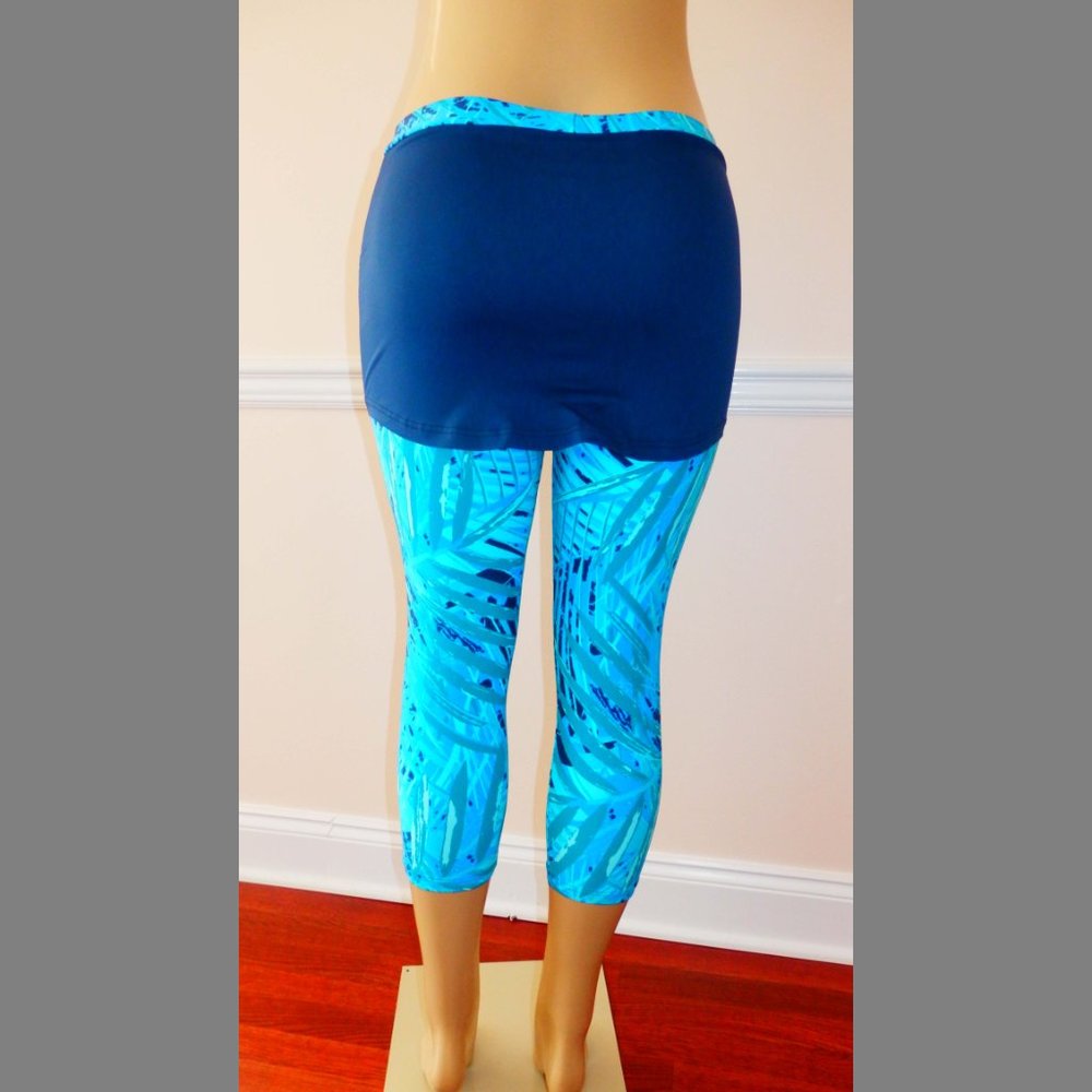 Magia Do Mar - Athletic Capri - Size Large - Picture 3 of 3